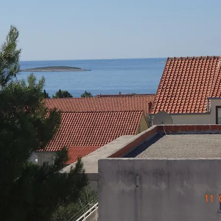 Mistral Apartamento Orebić